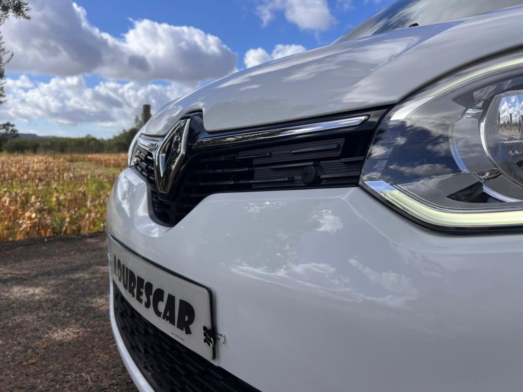 renault-twingo-2022-eletrico-200cc
