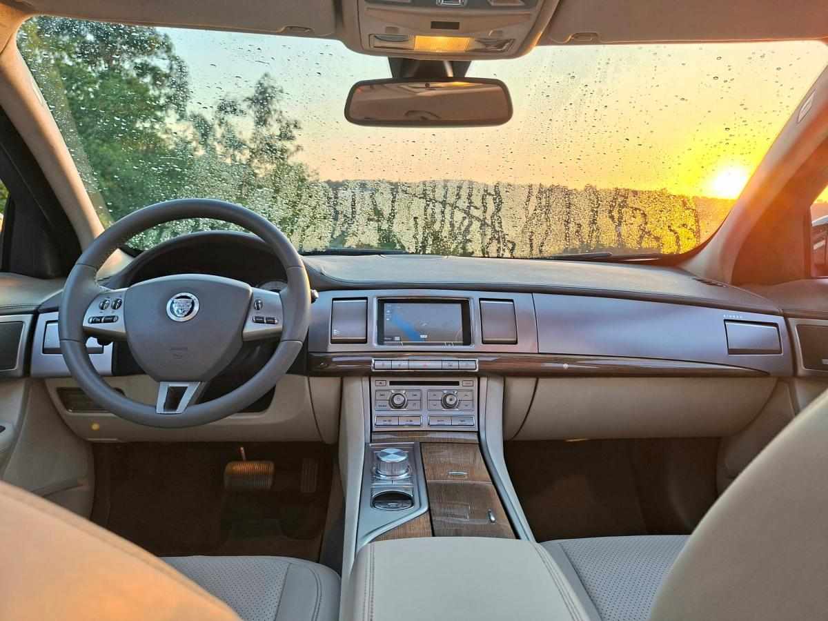 jaguar-xf-2-7-v6-2008-diesel-2720cc