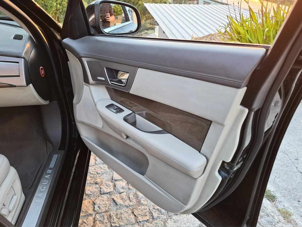 jaguar-xf-2-7-v6-2008-diesel-2720cc