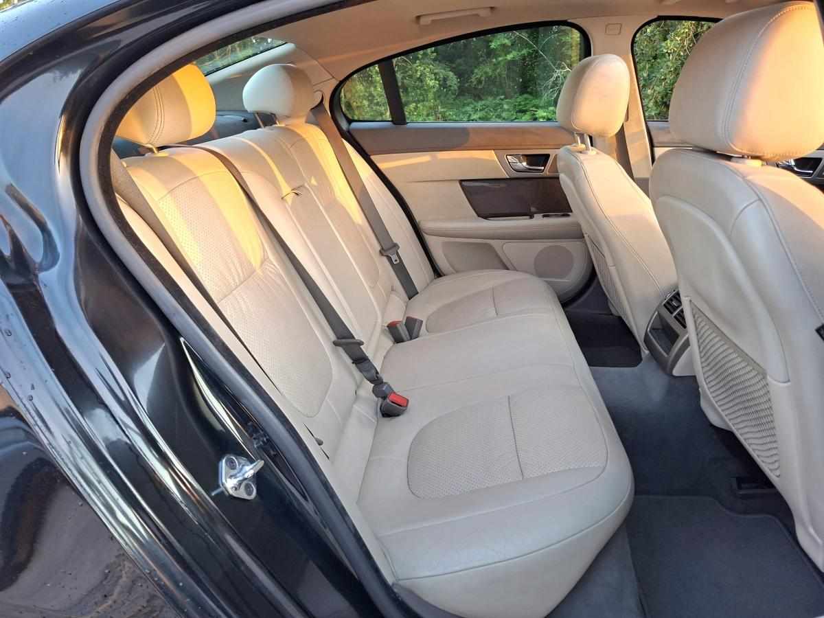 jaguar-xf-2-7-v6-2008-diesel-2720cc
