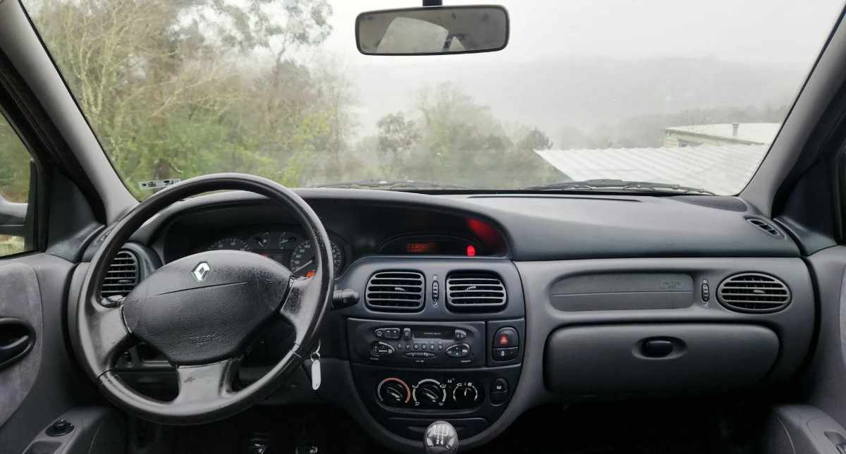 renault-megane-1-4-1999-gasolina-1390cc