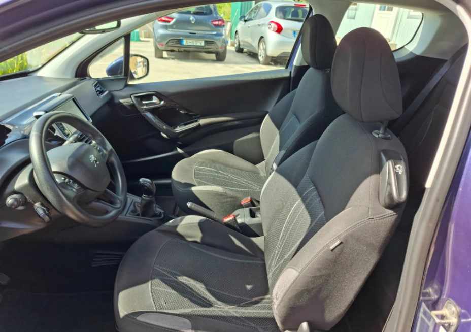 peugeot-208-1-4-hdi-2012-diesel-1398cc