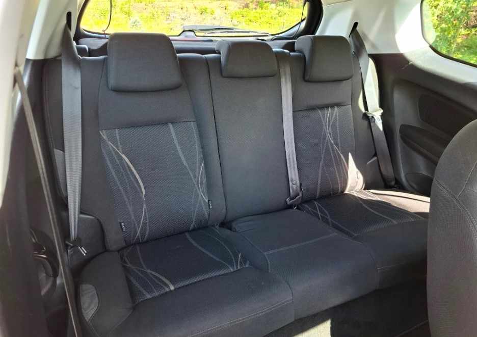 peugeot-208-1-4-hdi-2012-diesel-1398cc