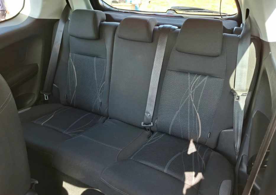 peugeot-208-1-4-hdi-2012-diesel-1398cc