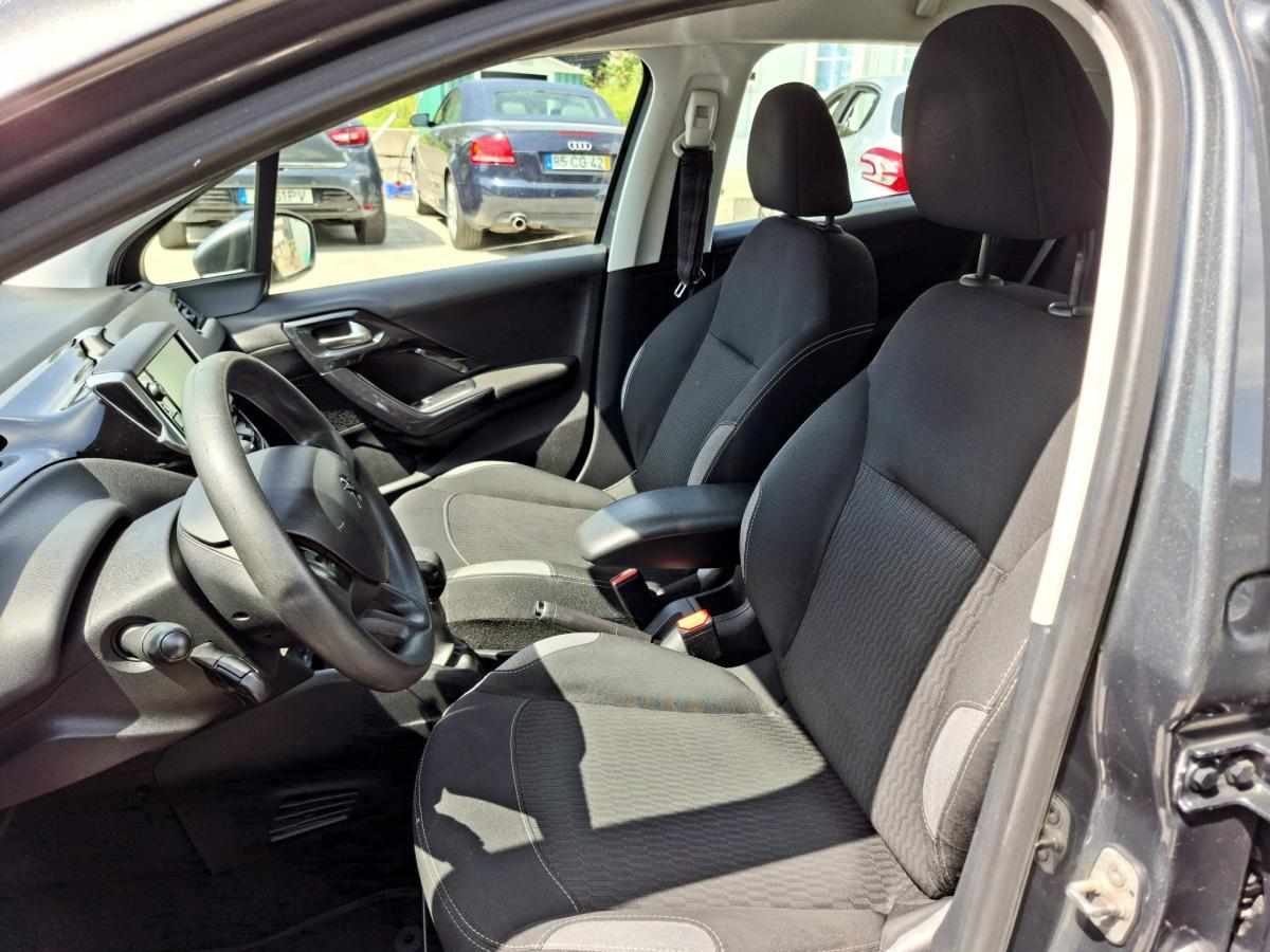 peugeot-208-1-6-bluehdi-2015-diesel-1560cc