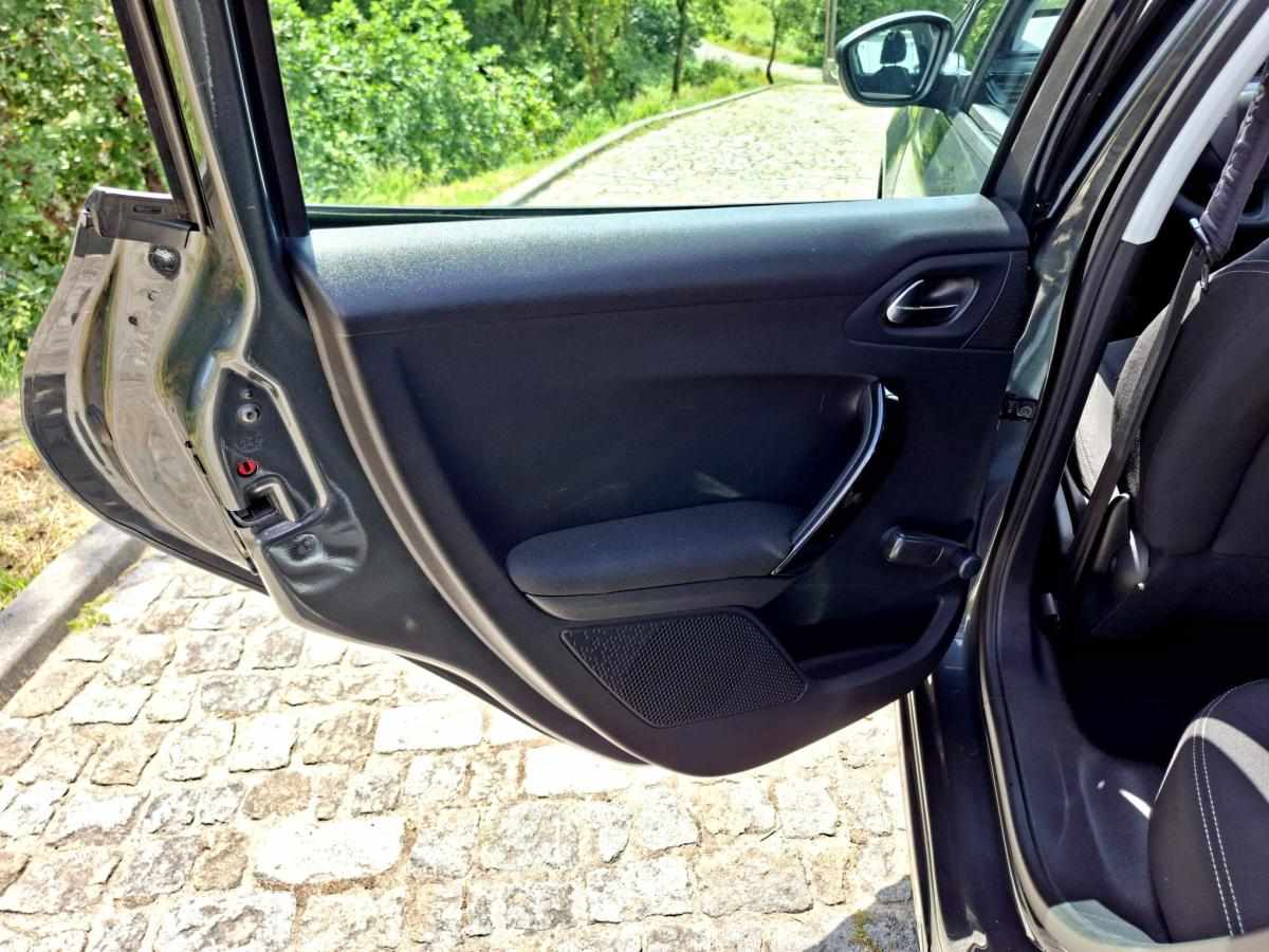 peugeot-208-1-6-bluehdi-2015-diesel-1560cc