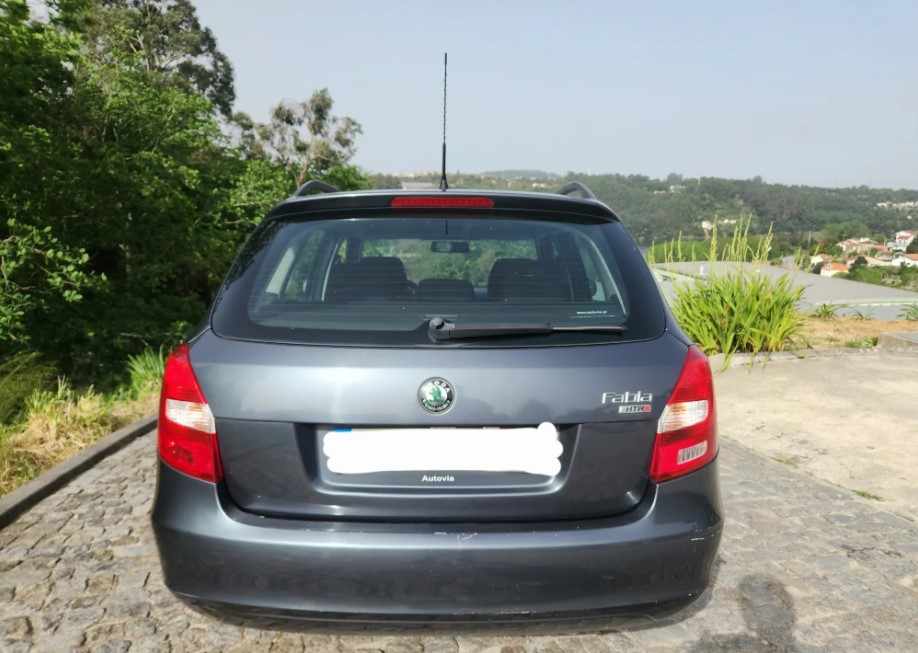 skoda-fabia-1-2-htp-2009-gasolina-1198cc