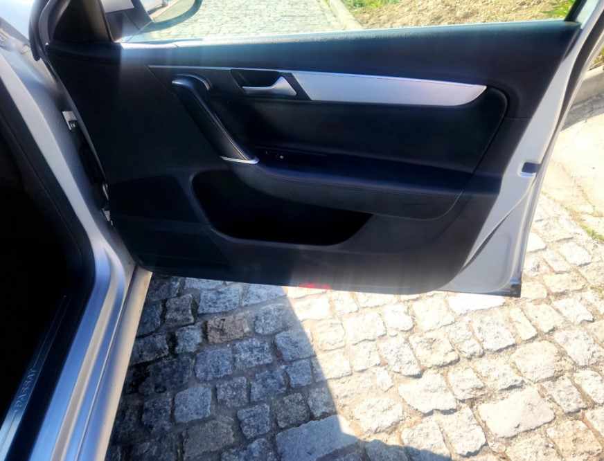 volkswagen-passat-2-0-tdi-2012-diesel-1968cc