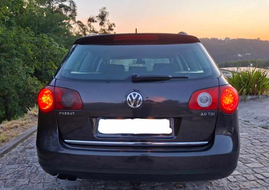 volkswagen-passat-variant-1-6-2010-diesel-1598cc