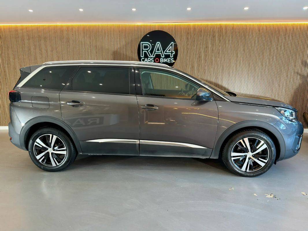 peugeot-5008-2020-diesel-1499cc