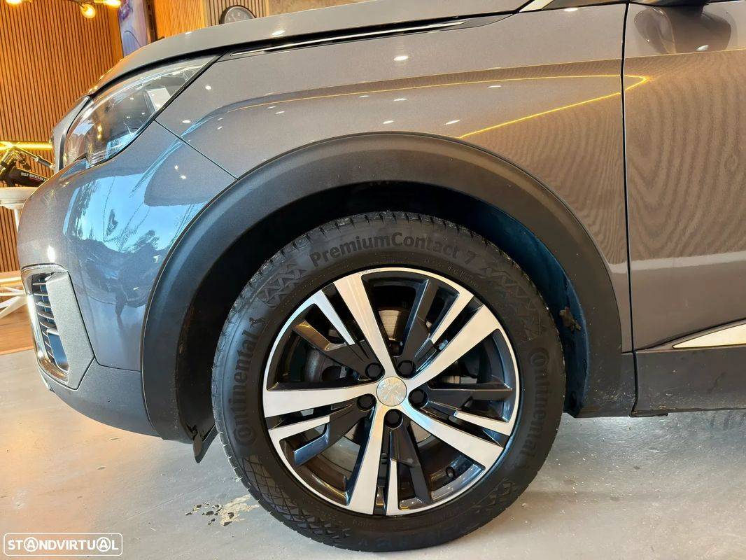 peugeot-5008-2020-diesel-1499cc