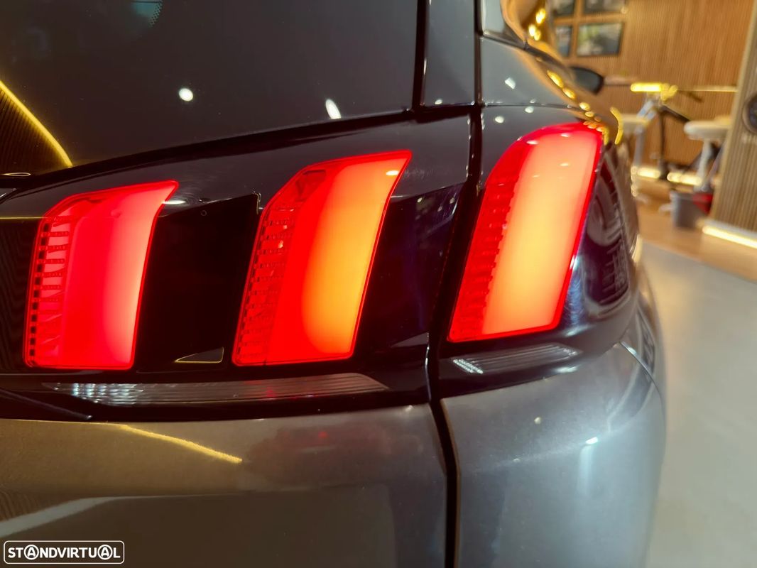 peugeot-5008-2020-diesel-1499cc