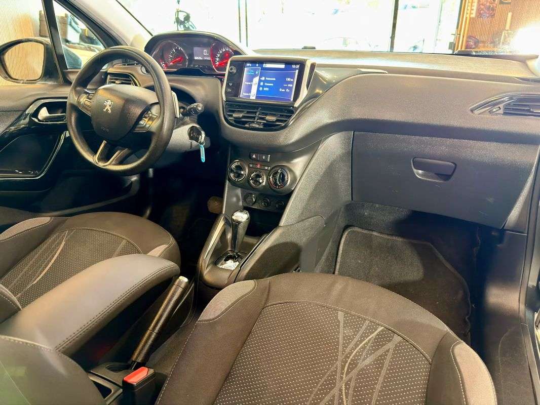 peugeot-208-2012-diesel-1398cc