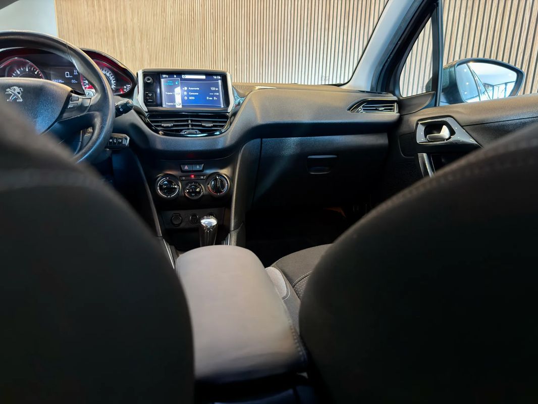 peugeot-208-2012-diesel-1398cc