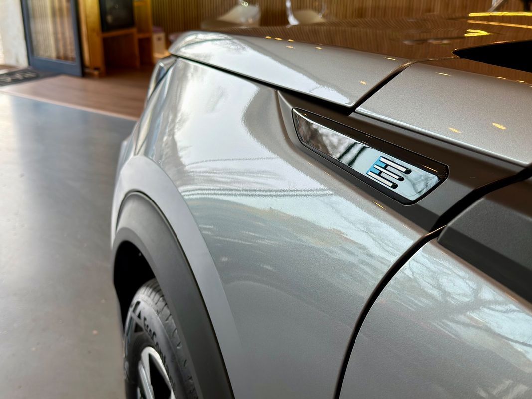 peugeot-2008-2025-eletrico-0cc