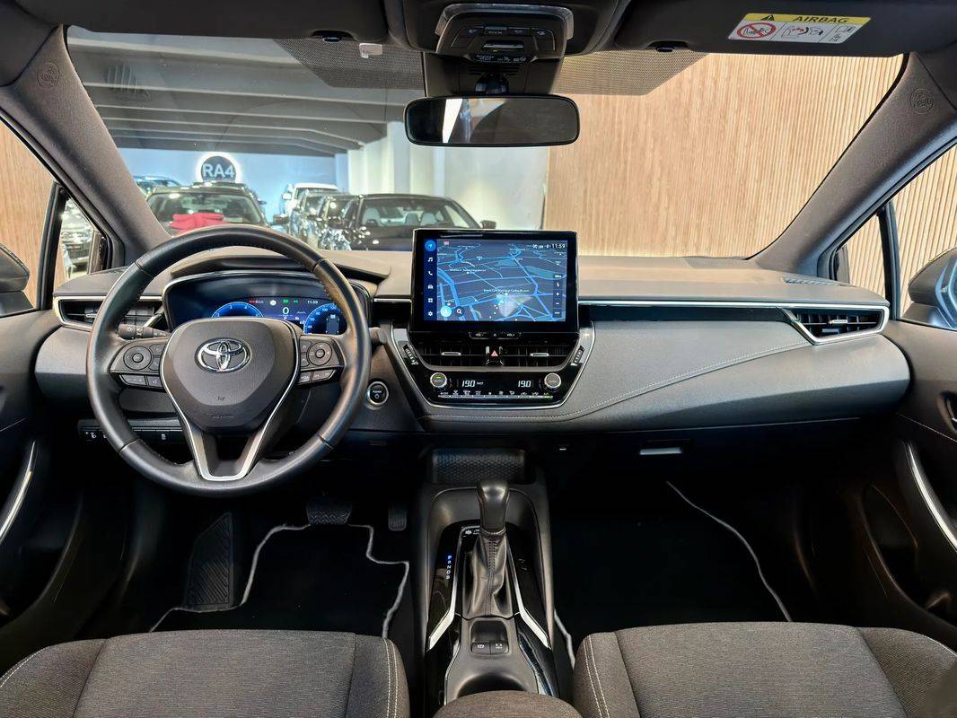 toyota-corolla-2023-hibrido-a-gasolina-1798cc