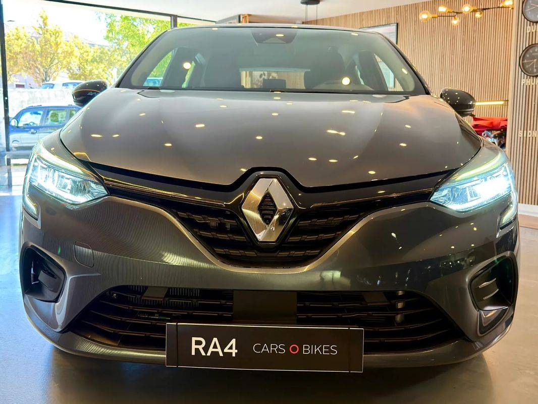 renault-clio-2021-hibrido-a-gasolina-1598cc