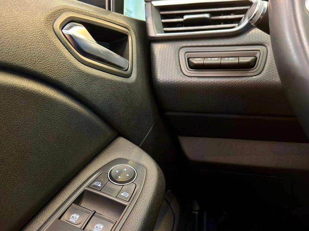 renault-clio-2021-hibrido-a-gasolina-1598cc