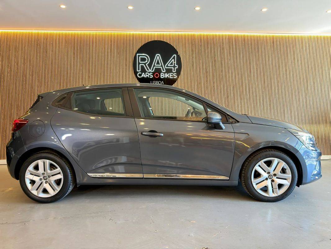 renault-clio-2021-hibrido-a-gasolina-1598cc