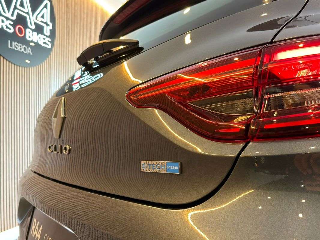 renault-clio-2021-hibrido-a-gasolina-1598cc