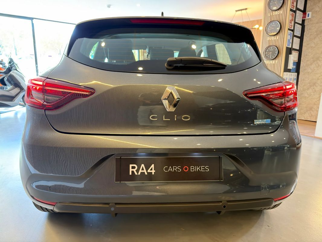 renault-clio-2021-hibrido-a-gasolina-1598cc