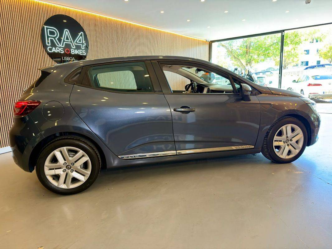 renault-clio-2021-hibrido-a-gasolina-1598cc