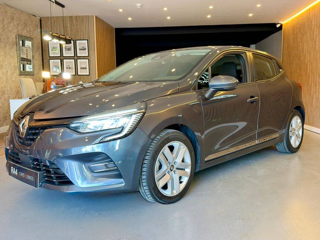 renault-clio-2021-hibrido-a-gasolina-1598cc