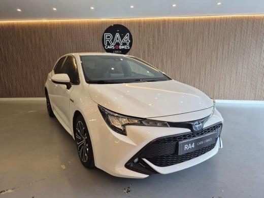 toyota-corolla-2020-hibrido-a-gasolina-1798cc