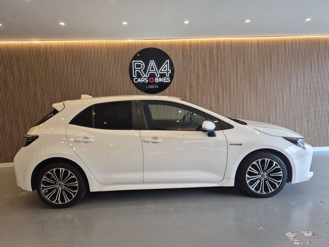toyota-corolla-2020-hibrido-a-gasolina-1798cc