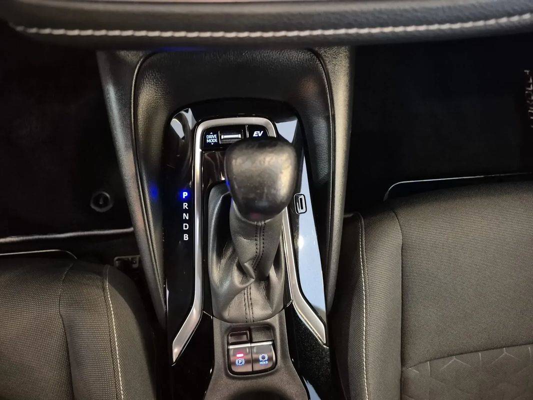 toyota-corolla-2020-hibrido-a-gasolina-1798cc