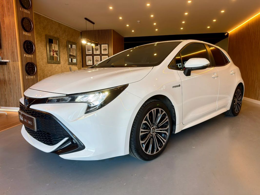 toyota-corolla-2020-hibrido-a-gasolina-1798cc