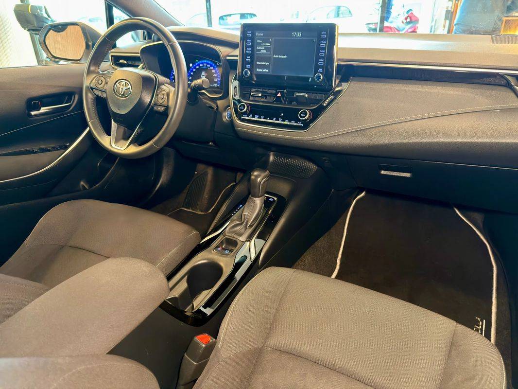 toyota-corolla-2020-hibrido-a-gasolina-1798cc