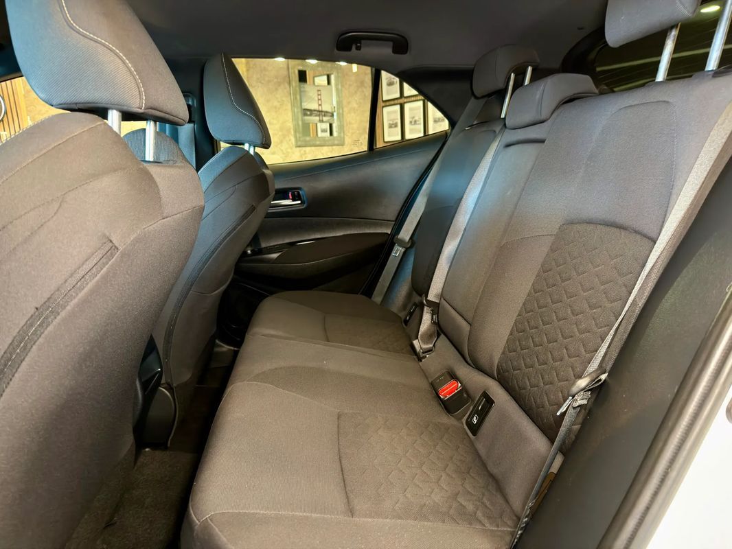toyota-corolla-2020-hibrido-a-gasolina-1798cc