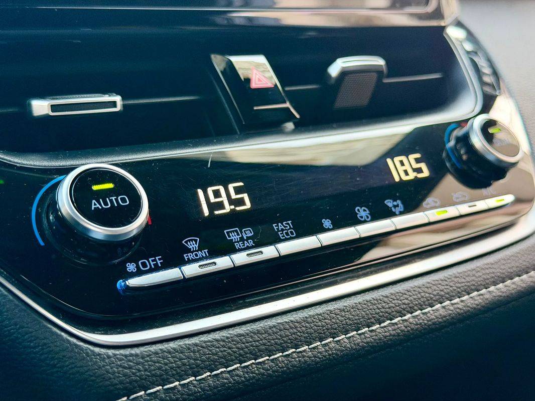 toyota-corolla-2020-hibrido-a-gasolina-1798cc
