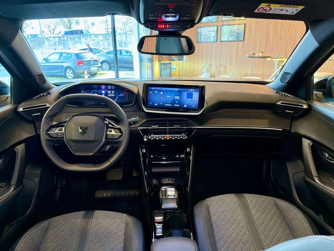 peugeot-2008-2025-eletrico-0cc