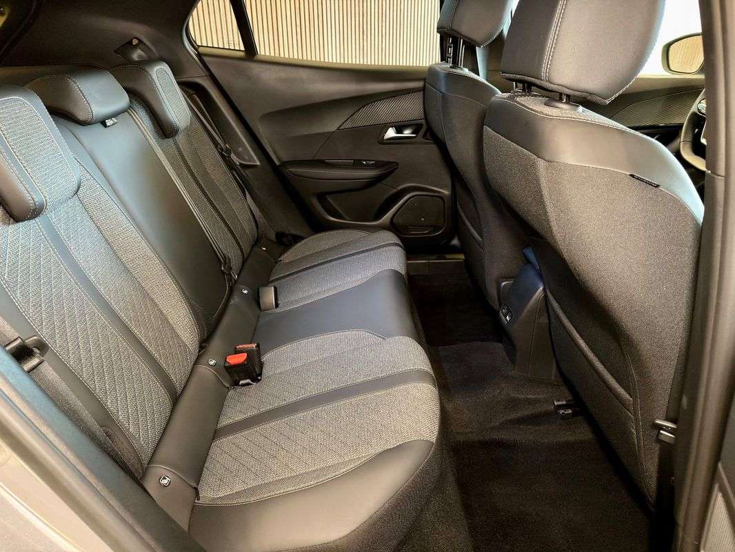 peugeot-2008-2025-eletrico-0cc