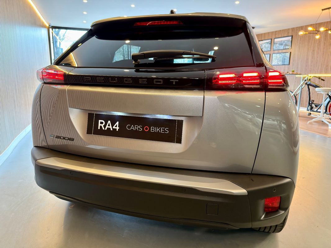 peugeot-2008-2025-eletrico-0cc