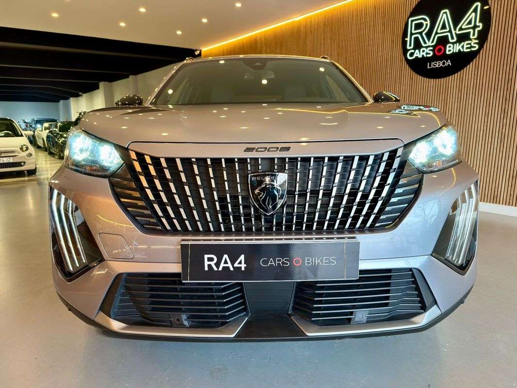 peugeot-2008-2025-eletrico-0cc
