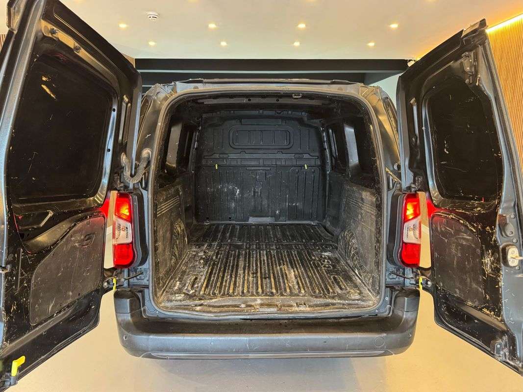 peugeot-partner-2019-diesel-1499cc