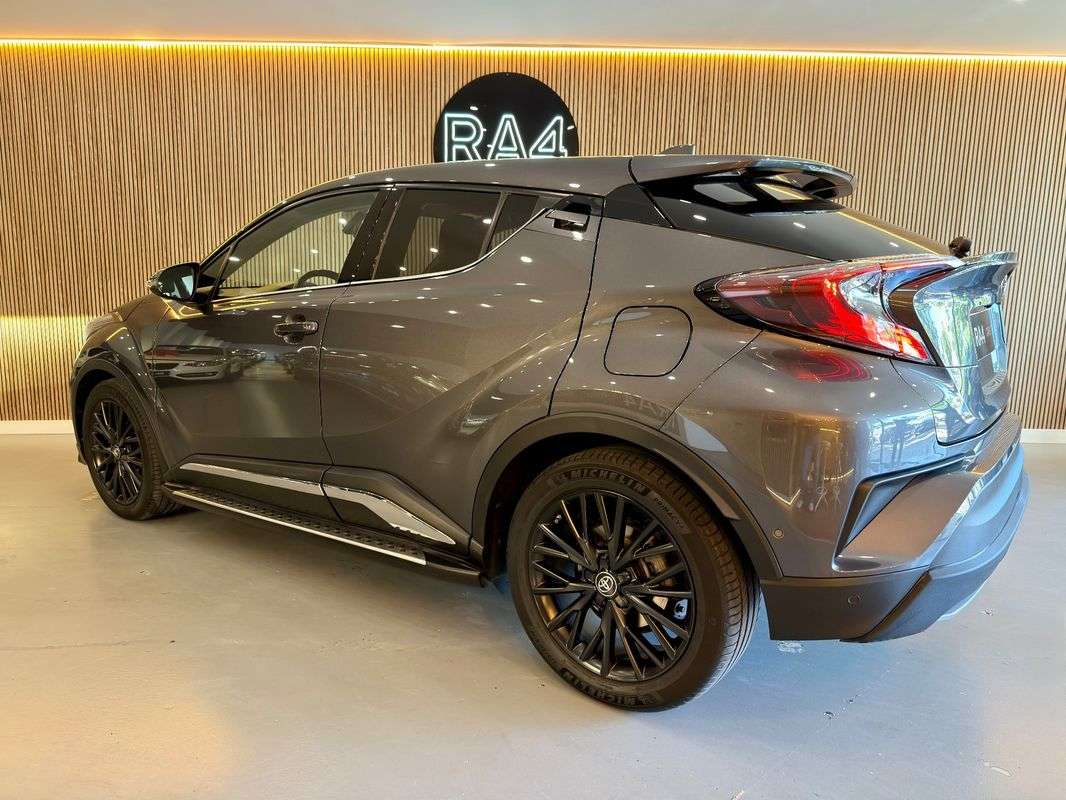 toyota-c-hr-2018-hibrido-a-gasolina-1798cc