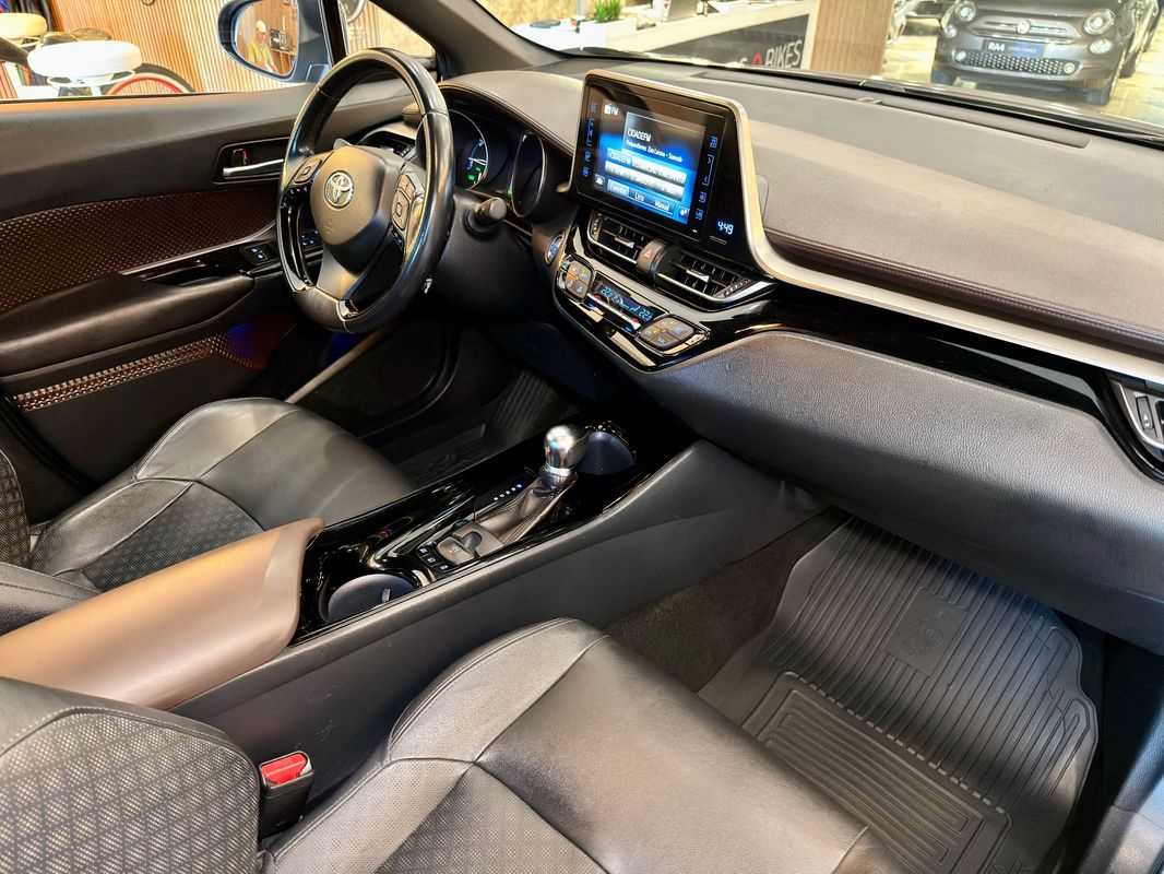 toyota-c-hr-2018-hibrido-a-gasolina-1798cc