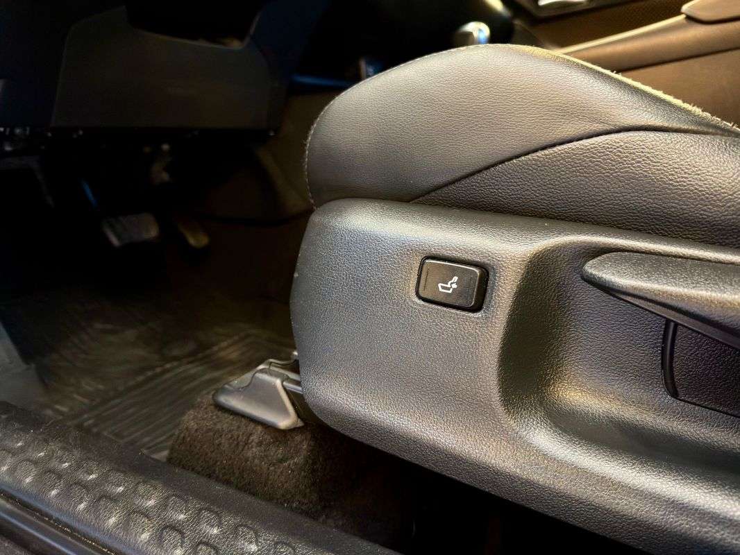 toyota-c-hr-2018-hibrido-a-gasolina-1798cc
