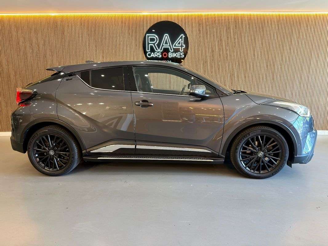 toyota-c-hr-2018-hibrido-a-gasolina-1798cc