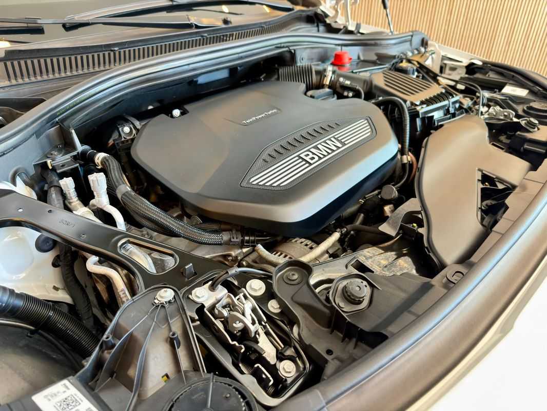 bmw-serie-1-2022-diesel-1496cc