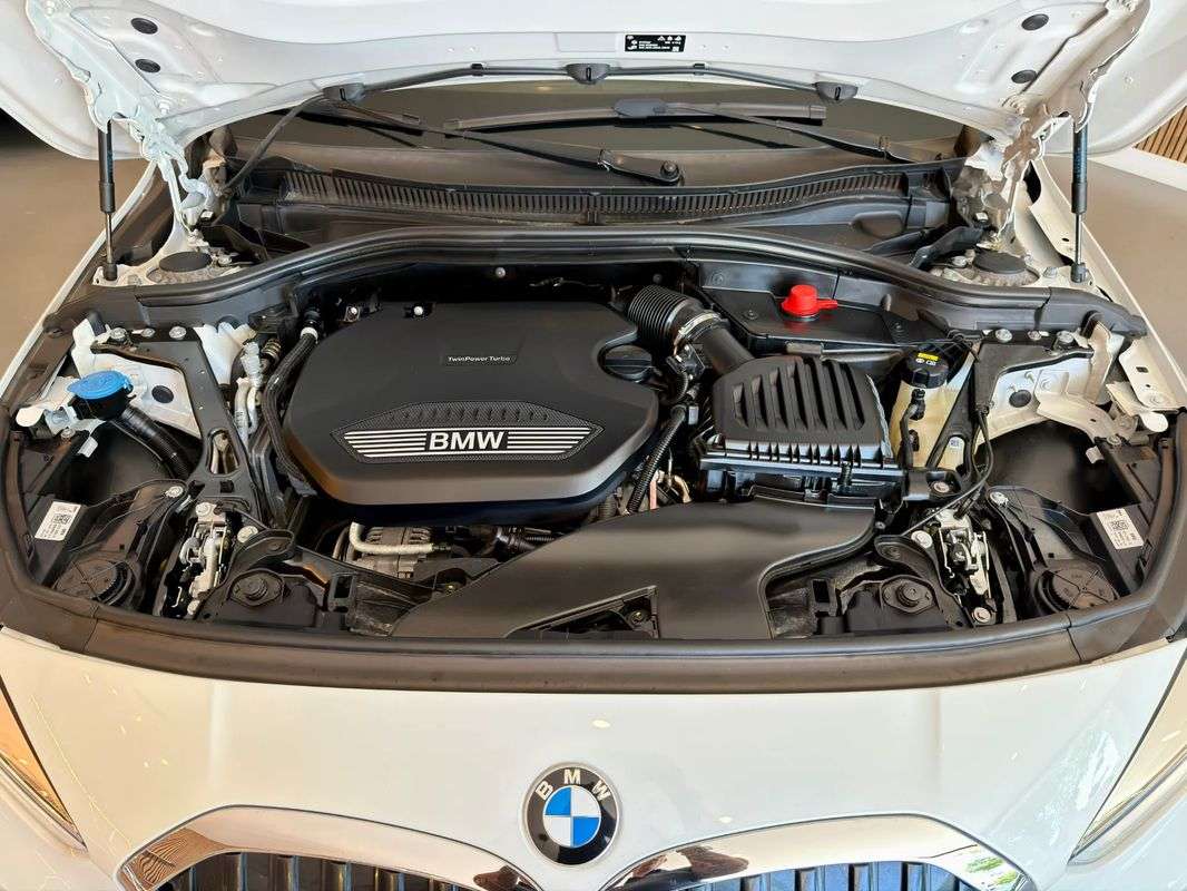 bmw-serie-1-2022-diesel-1496cc