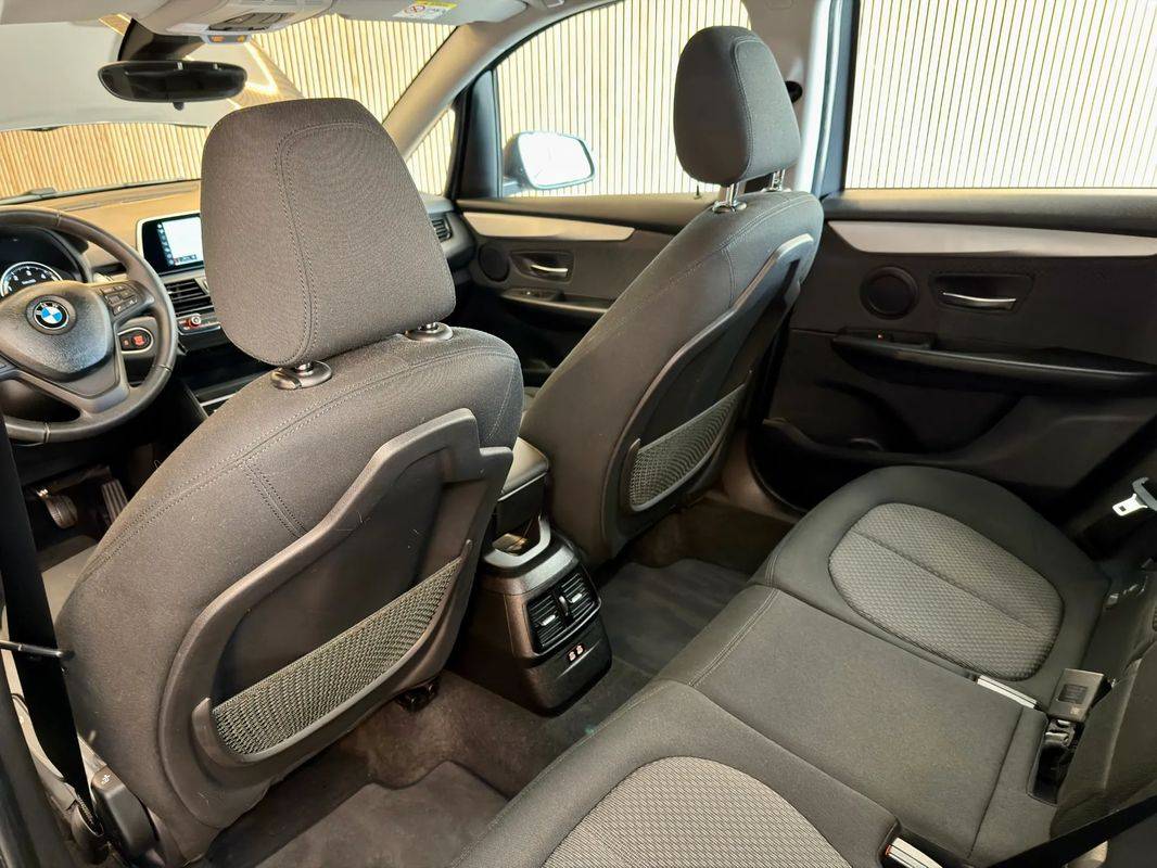 bmw-serie-2-2019-diesel-1496cc
