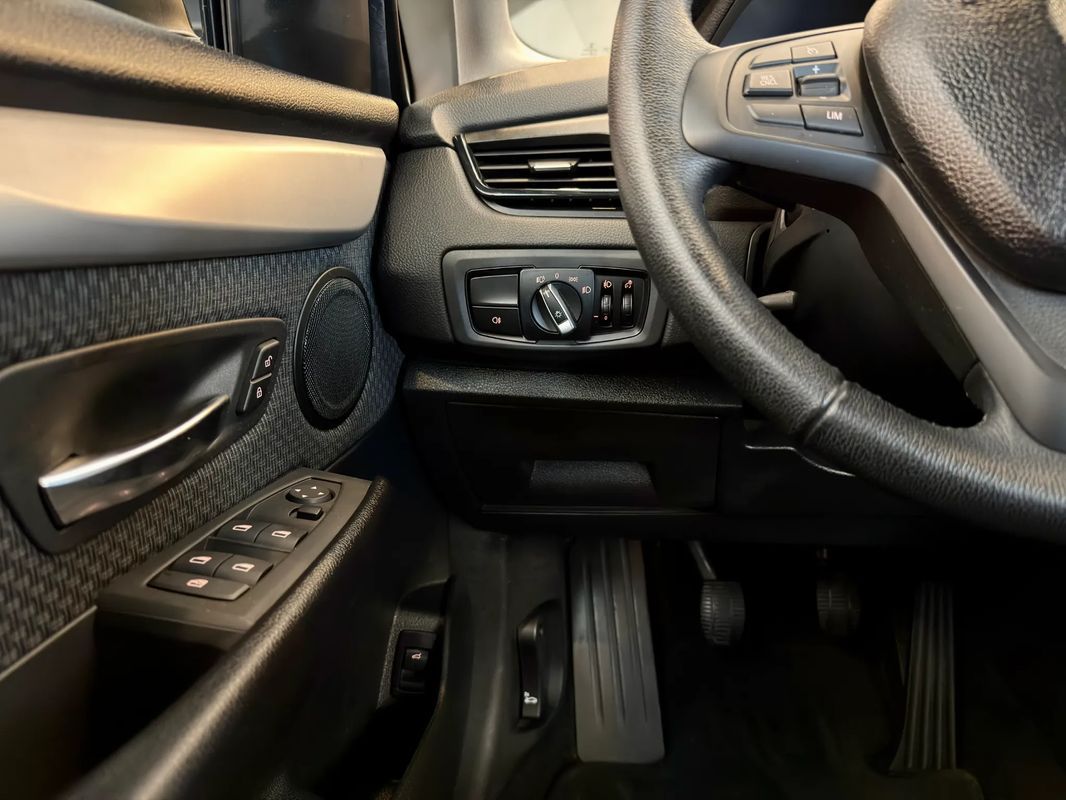 bmw-serie-2-2019-diesel-1496cc