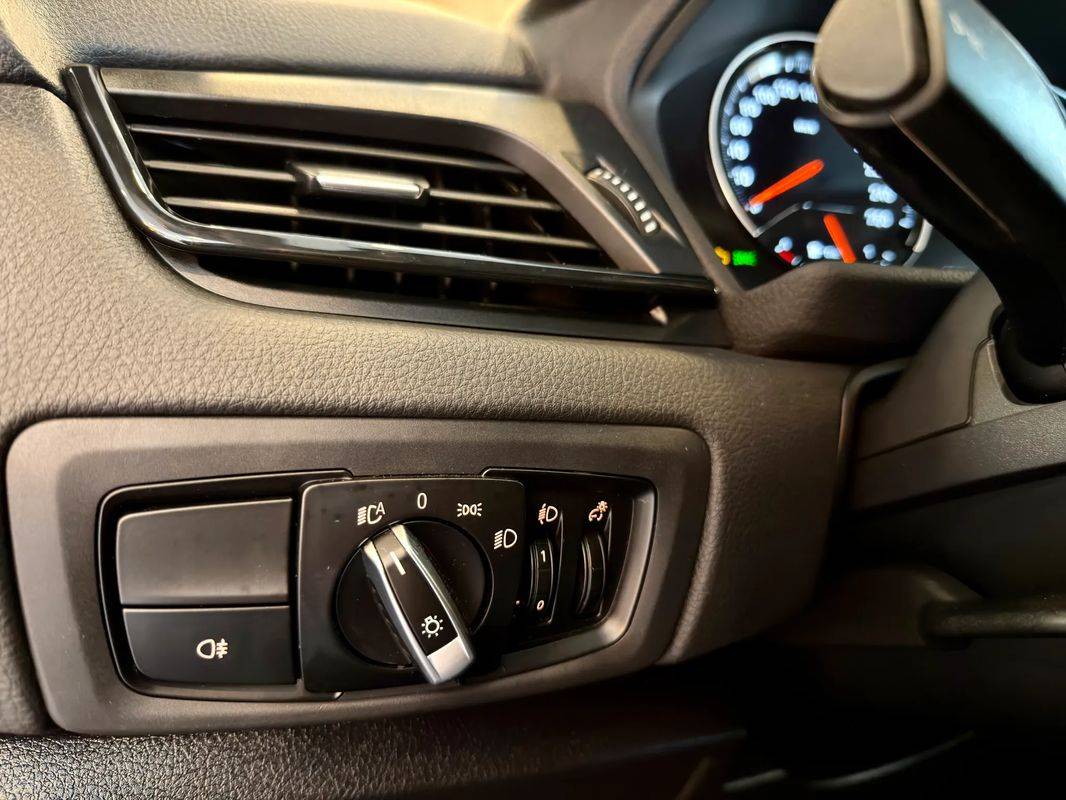 bmw-serie-2-2019-diesel-1496cc