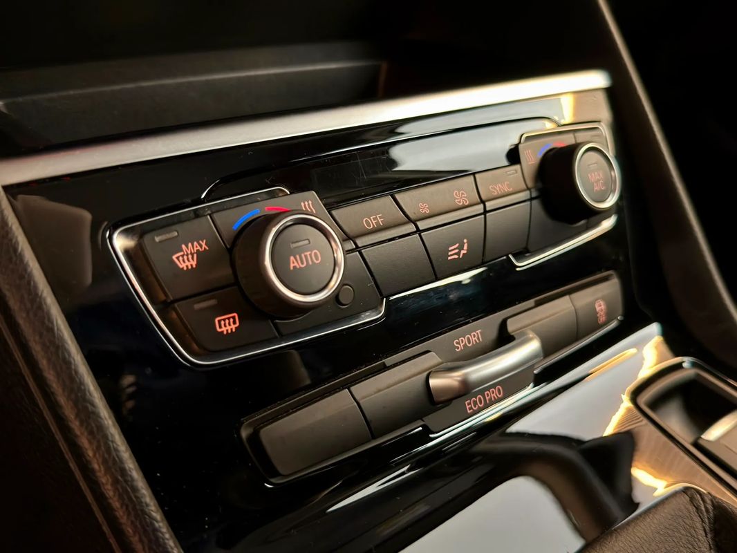 bmw-serie-2-2019-diesel-1496cc