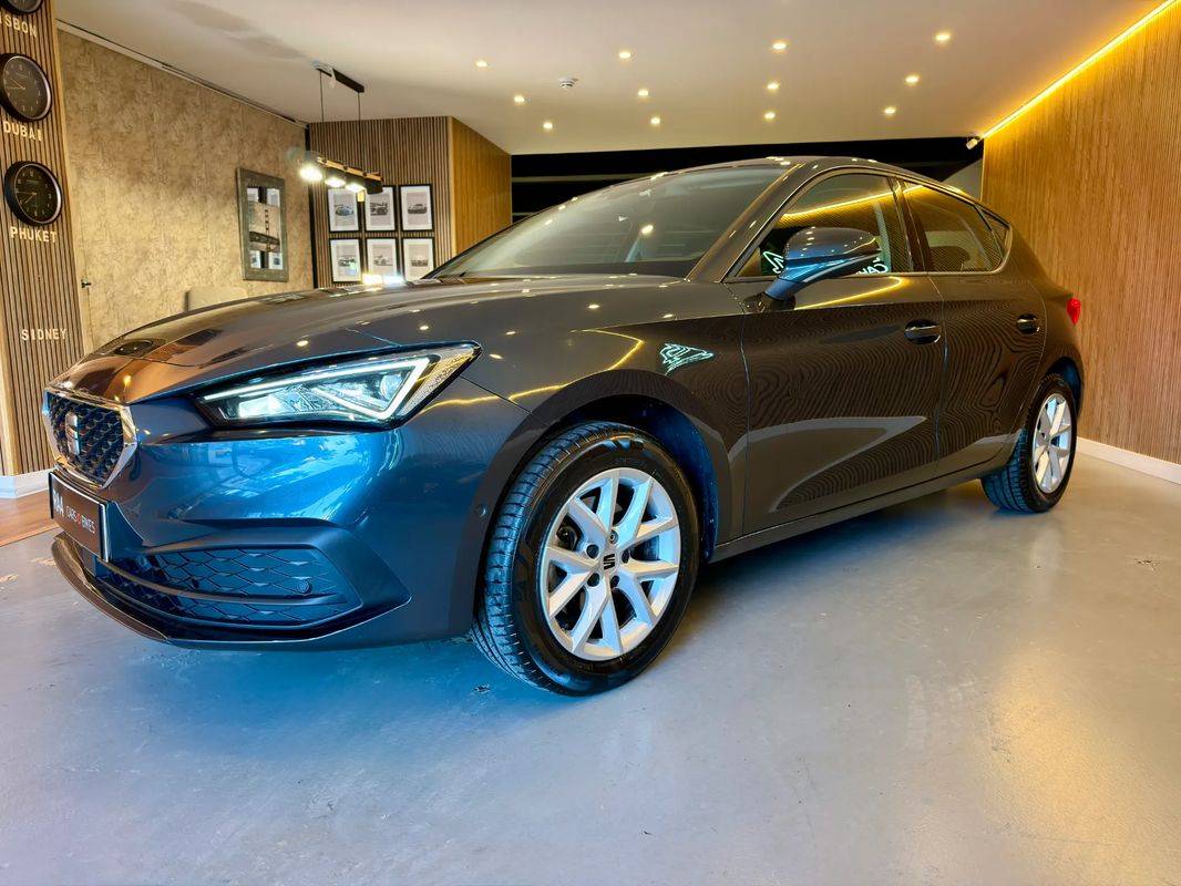 seat-leon-2023-gasolina-999cc